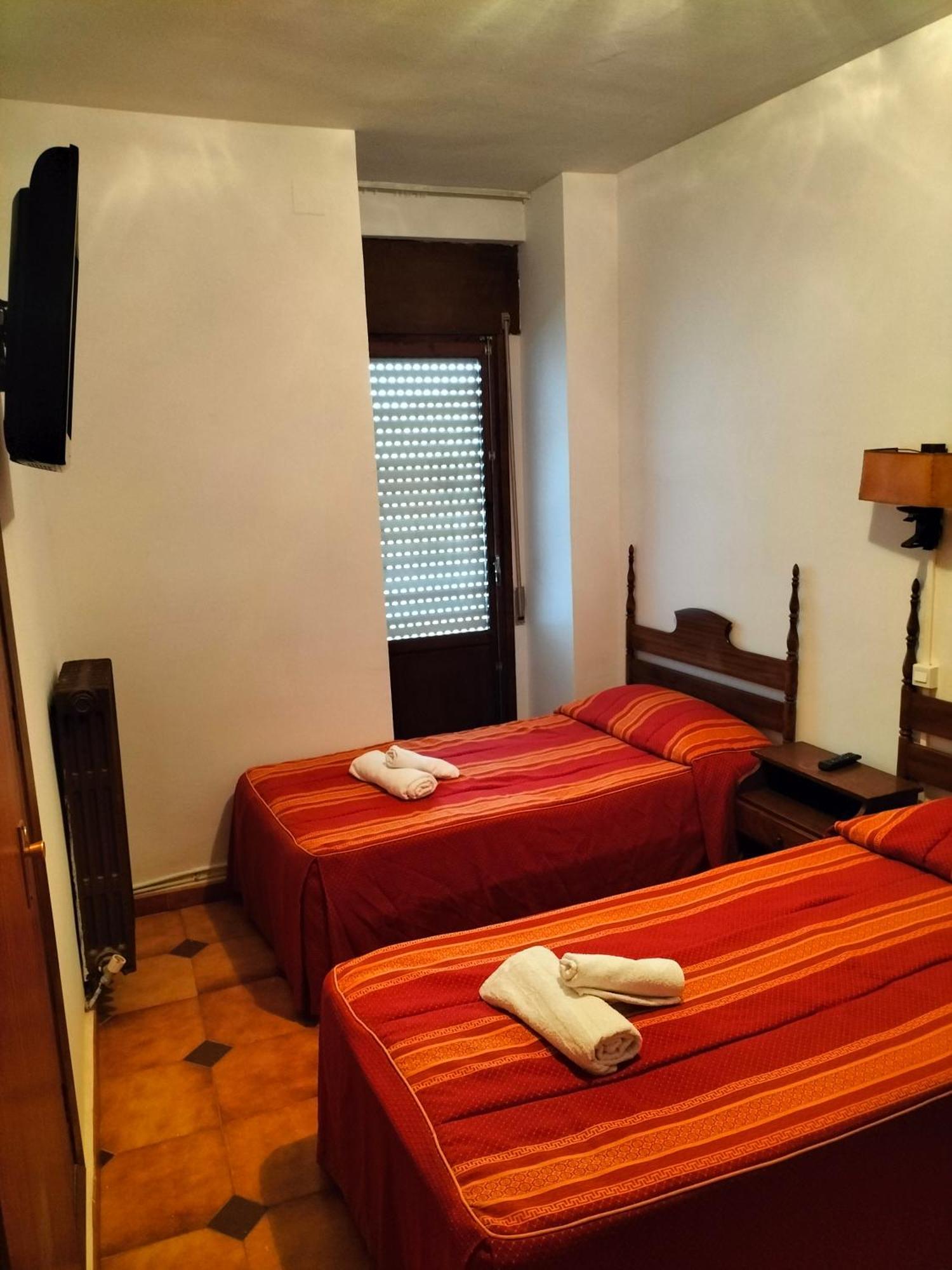Quinto Pension Rioja מראה חיצוני תמונה